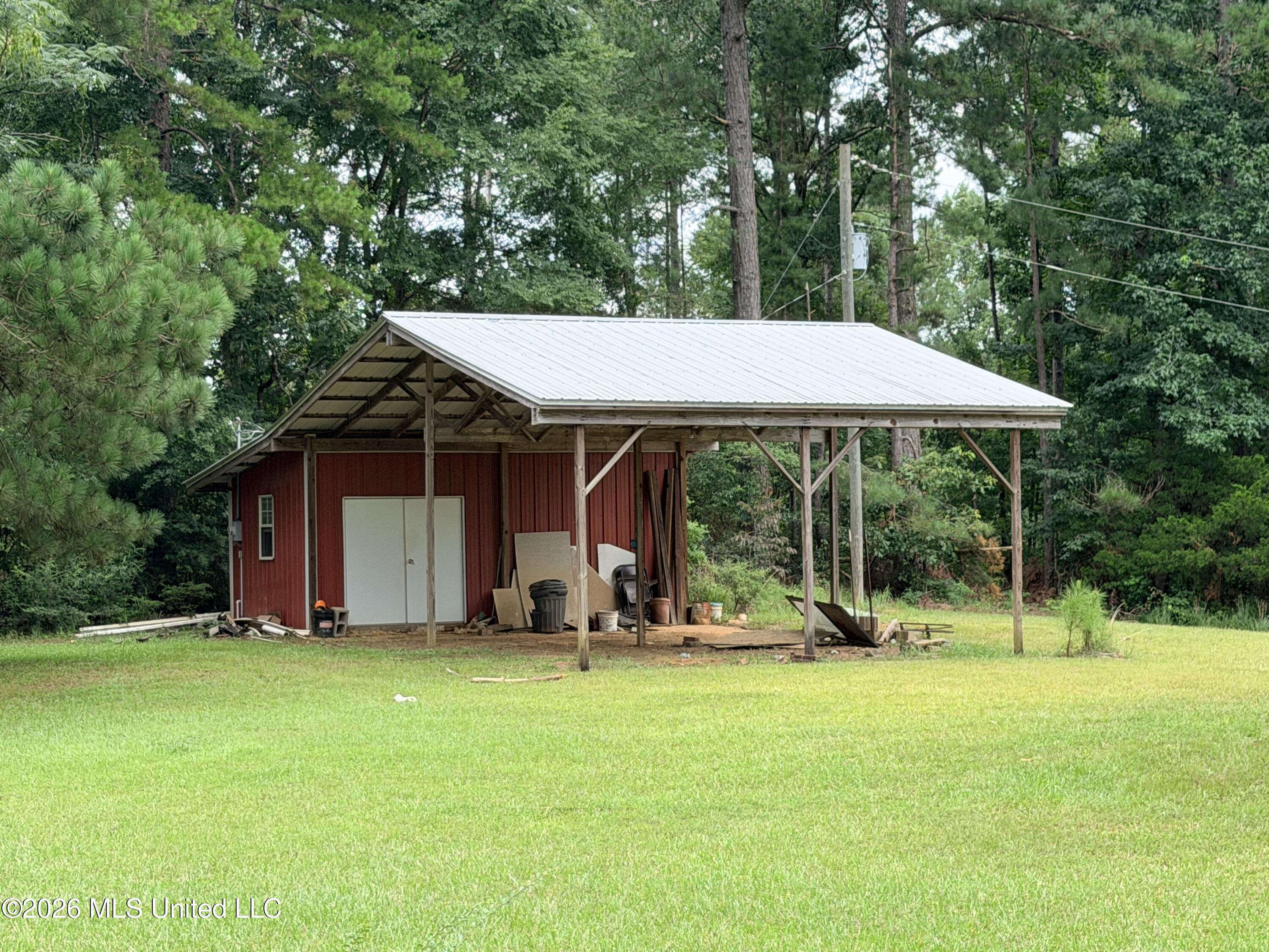 1117 Montgomery Lane Wesson, MS 39191 - Photo 3 of 62 IMG_6698