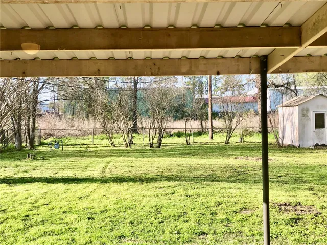 $1,450 | 225 Crest Hill Drive, Conroe, TX 77301