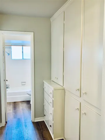 $1,450 | 225 Crest Hill Drive, Conroe, TX 77301