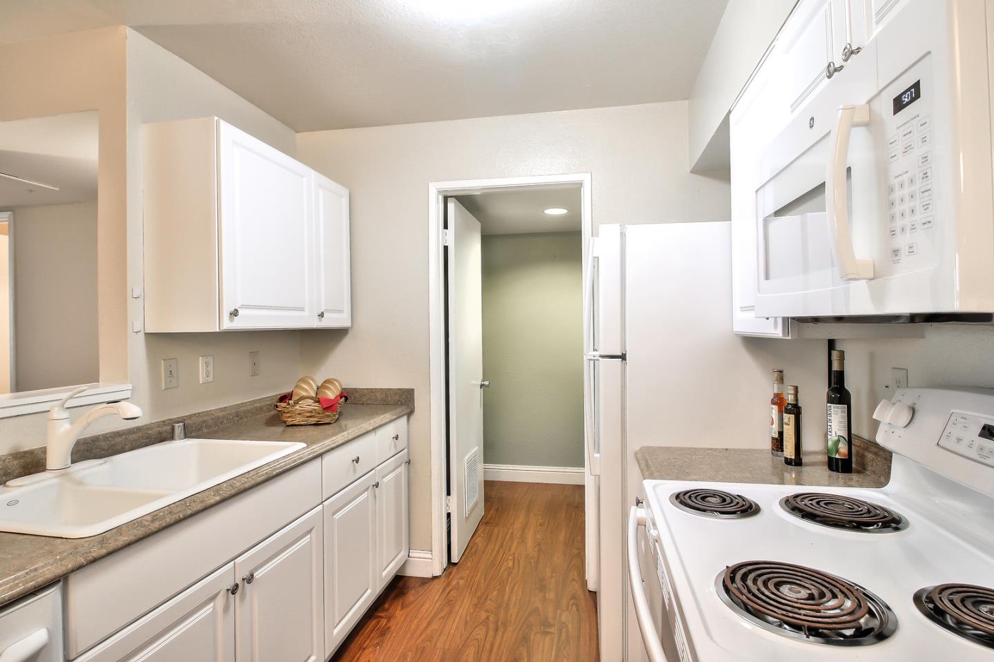 255 Reflections Drive, Unit 13 San Ramon, CA 94583 - Photo 12 of 33 Gallery Image 12