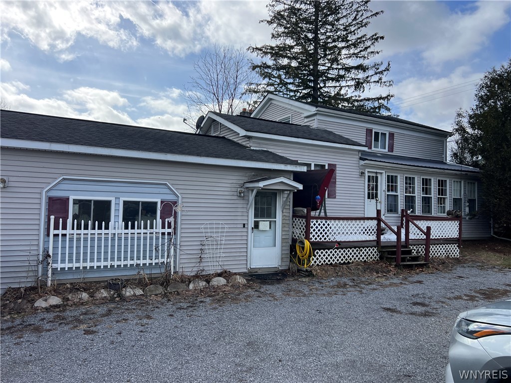 7259 Main Street Pike, NY 14066 - Photo 1 of 48