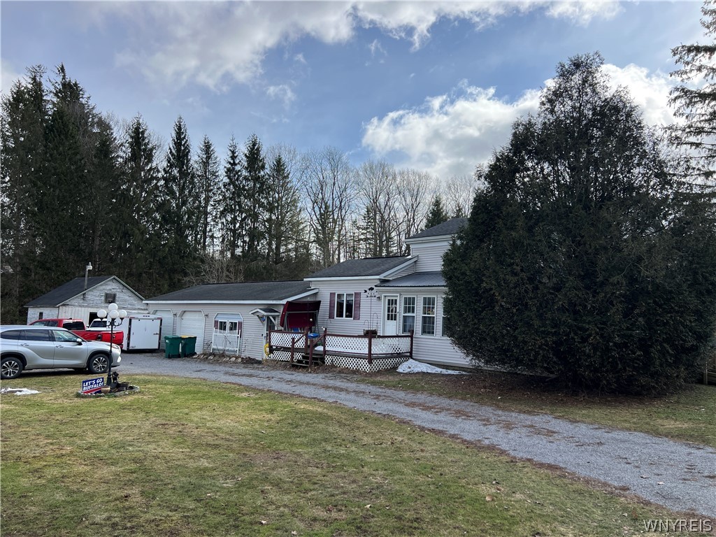 7259 Main Street Pike, NY 14066 - Photo 3 of 48