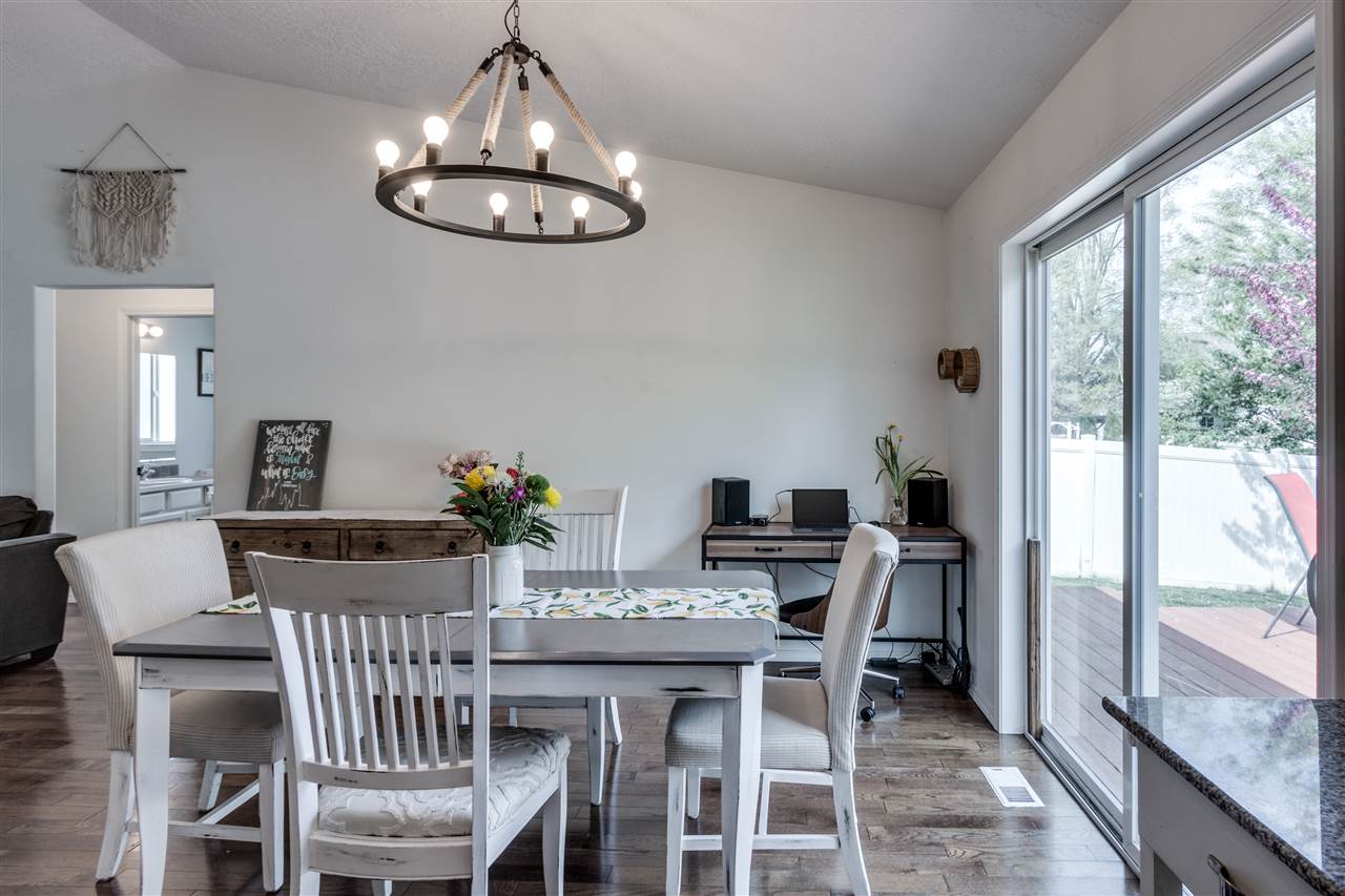 10006 West Richland Road Cheney, WA 99004 - Photo 9 of 20