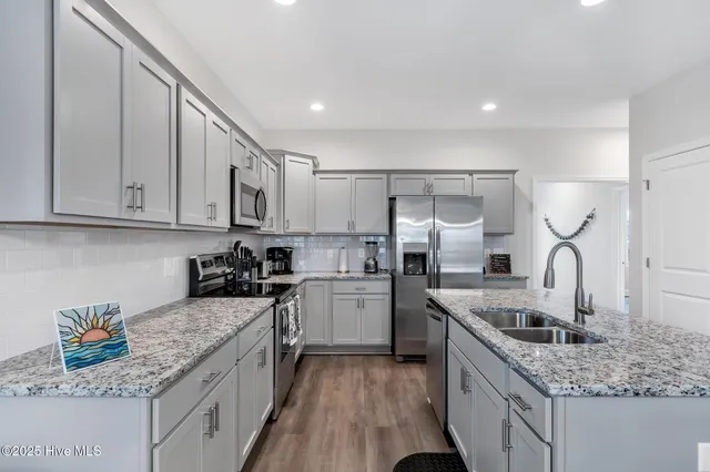 $2,500 | 102 Orca Way, Cedar Point, NC 28584