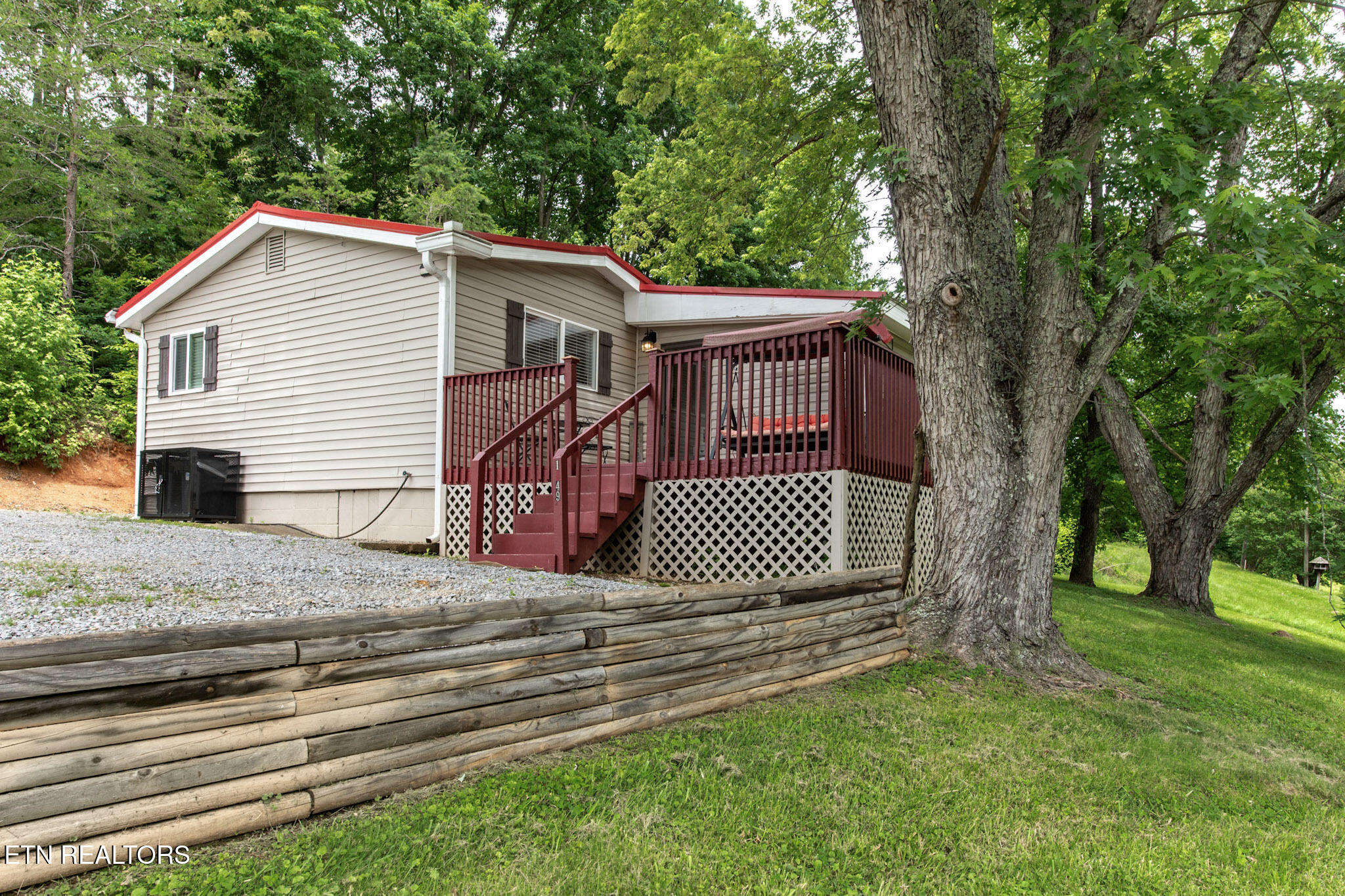 1249 McCarter Hollow Road Sevierville, TN 37862 - Photo 2 of 28 17-18_DollysNeighbor