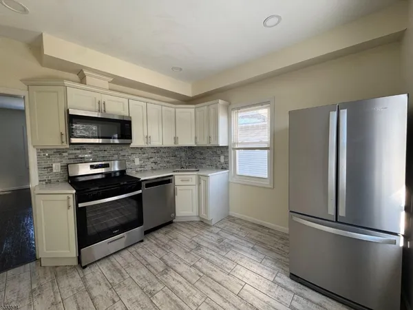 $4,200 | 329 Orange Road, Montclair, NJ 07042