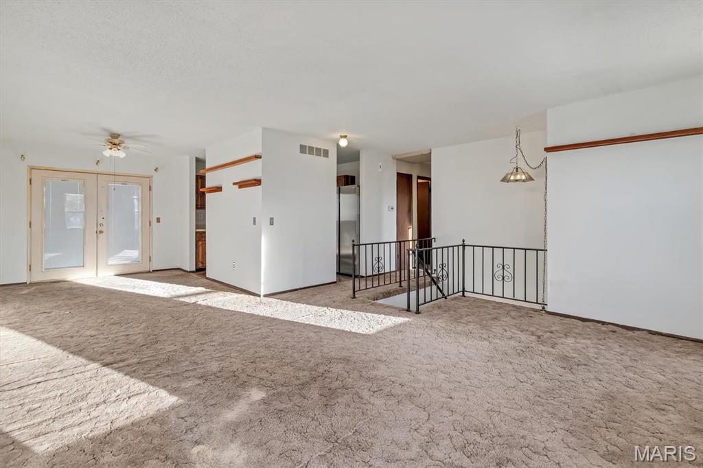 2536 Wellesley High Ridge, MO 63049 - Photo 12 of 21