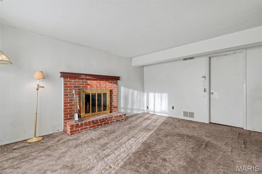 2536 Wellesley High Ridge, MO 63049 - Photo 20 of 21