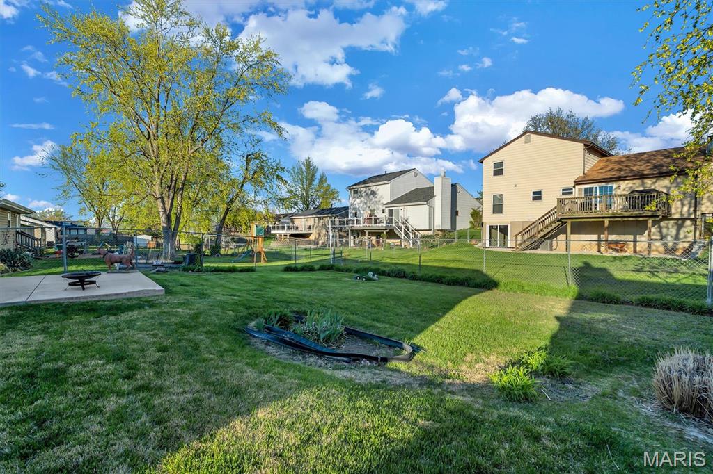 2536 Wellesley High Ridge, MO 63049 - Photo 9 of 21