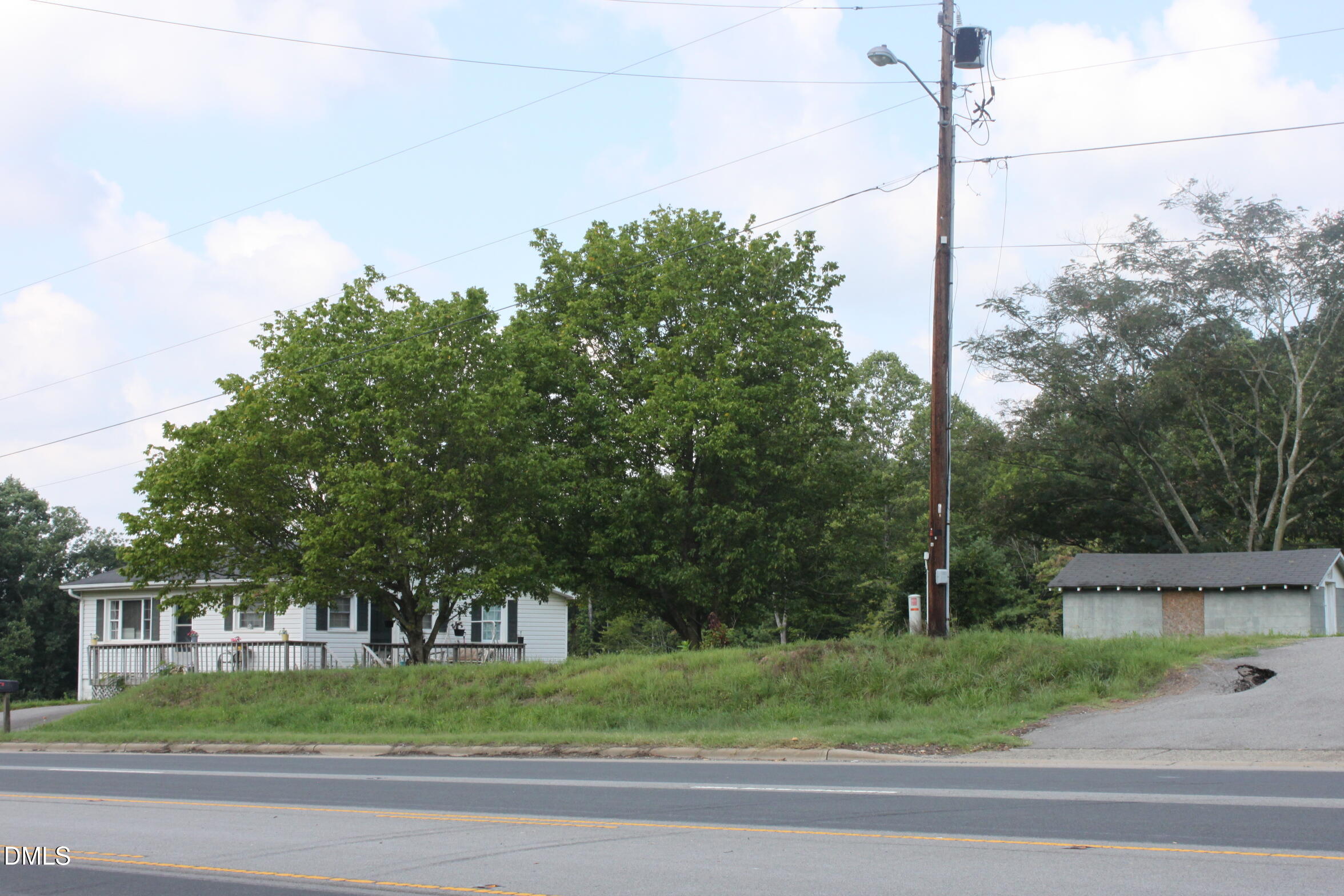 333 CC Camp Road Elkin, NC 28621 - Photo 4 of 9