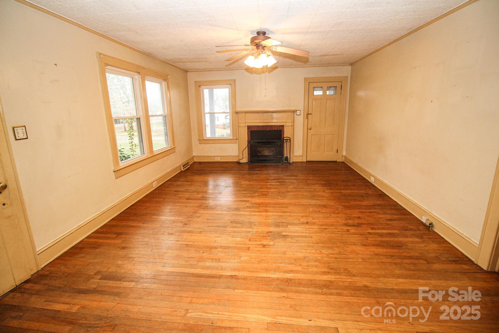 2913 Wesleyan Church Road Lincolnton, NC 28092 - Photo 2 of 17 Gallery Image 2