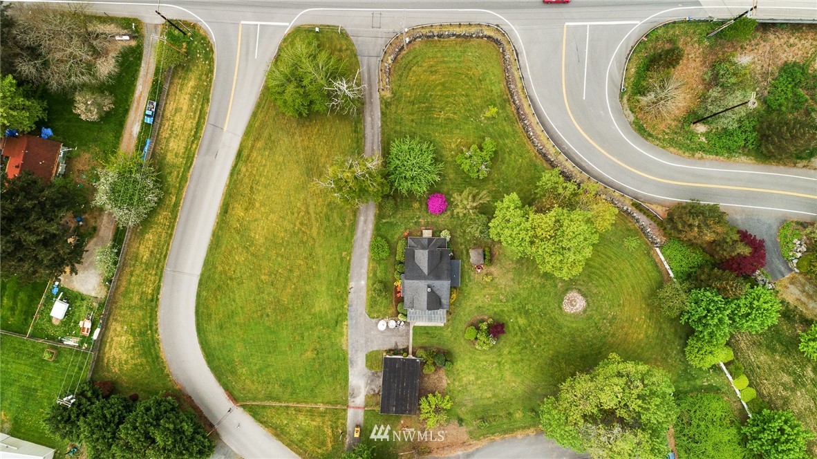 4440 Preston-Fall City Road Southeast Fall City, WA 98024 - Photo 29 of 38 a view of swimming pool