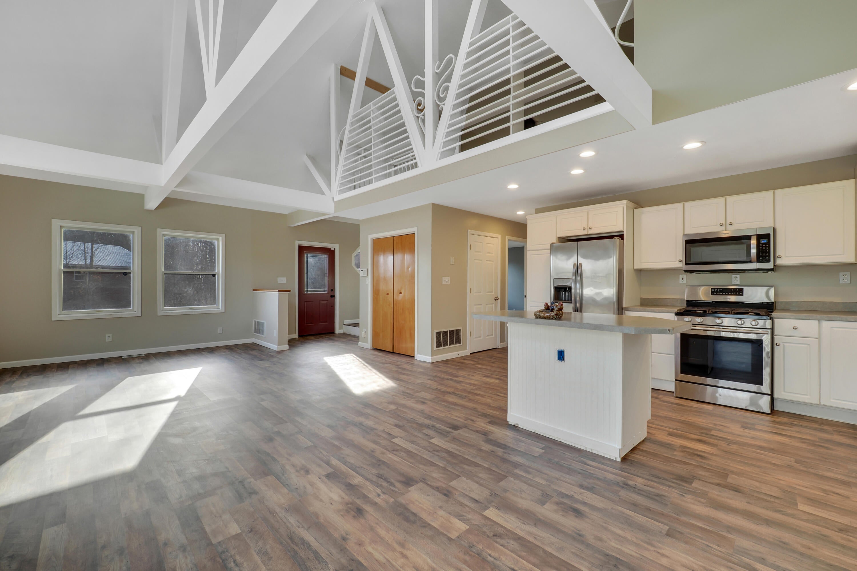 6790 Kilmer Road Alanson, MI 49706 - Photo 8 of 25 Gallery Image 8