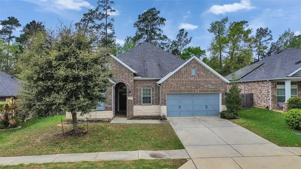 $2,650 | 375 Westlake Terrace, Conroe, TX 77304