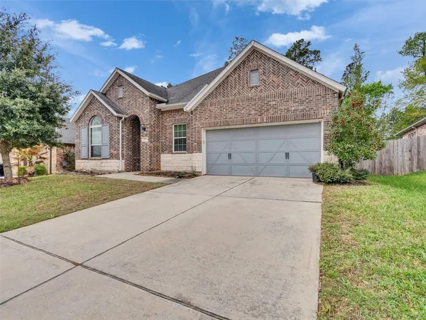 $2,650 | 375 Westlake Terrace, Conroe, TX 77304