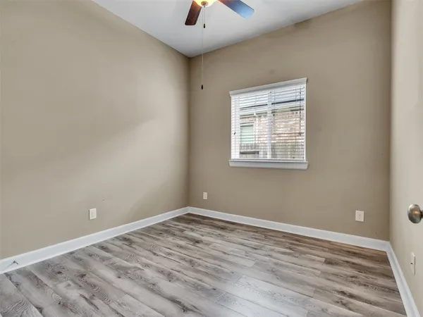 $2,720 | 375 Westlake Terrace, Conroe, TX 77304