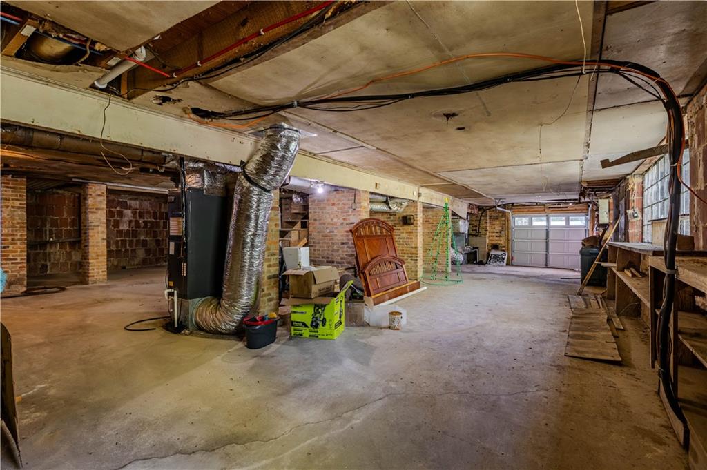 4 Colonial Drive Rome, GA 30165 - Photo 29 of 31 a view of a room with gym equipment