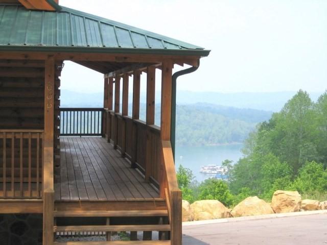 688 Ridge Circle Road Andersonville, TN 37705 - Photo 2 of 23 1de69244-ff6d-4b32-a3e9-a4d0e9ddac00_1