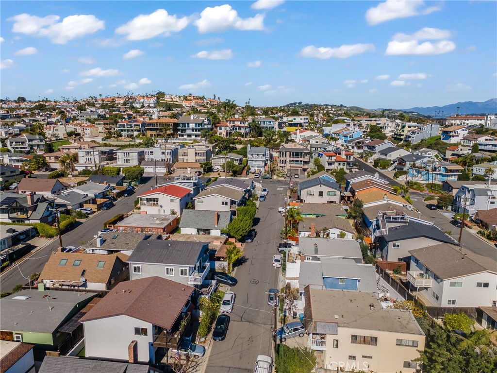 34041 El Contento Dana Point, CA 92629 - Photo 20 of 22 an aerial view of a city