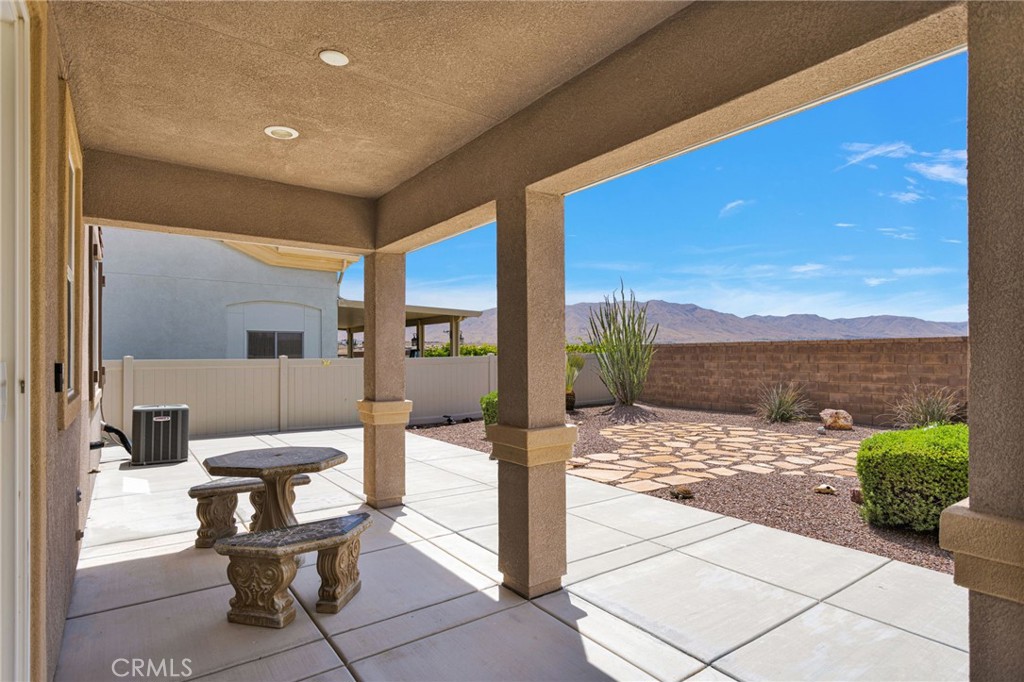 19459 Maple Creek Road Apple Valley, CA 92308 - Photo 32 of 51