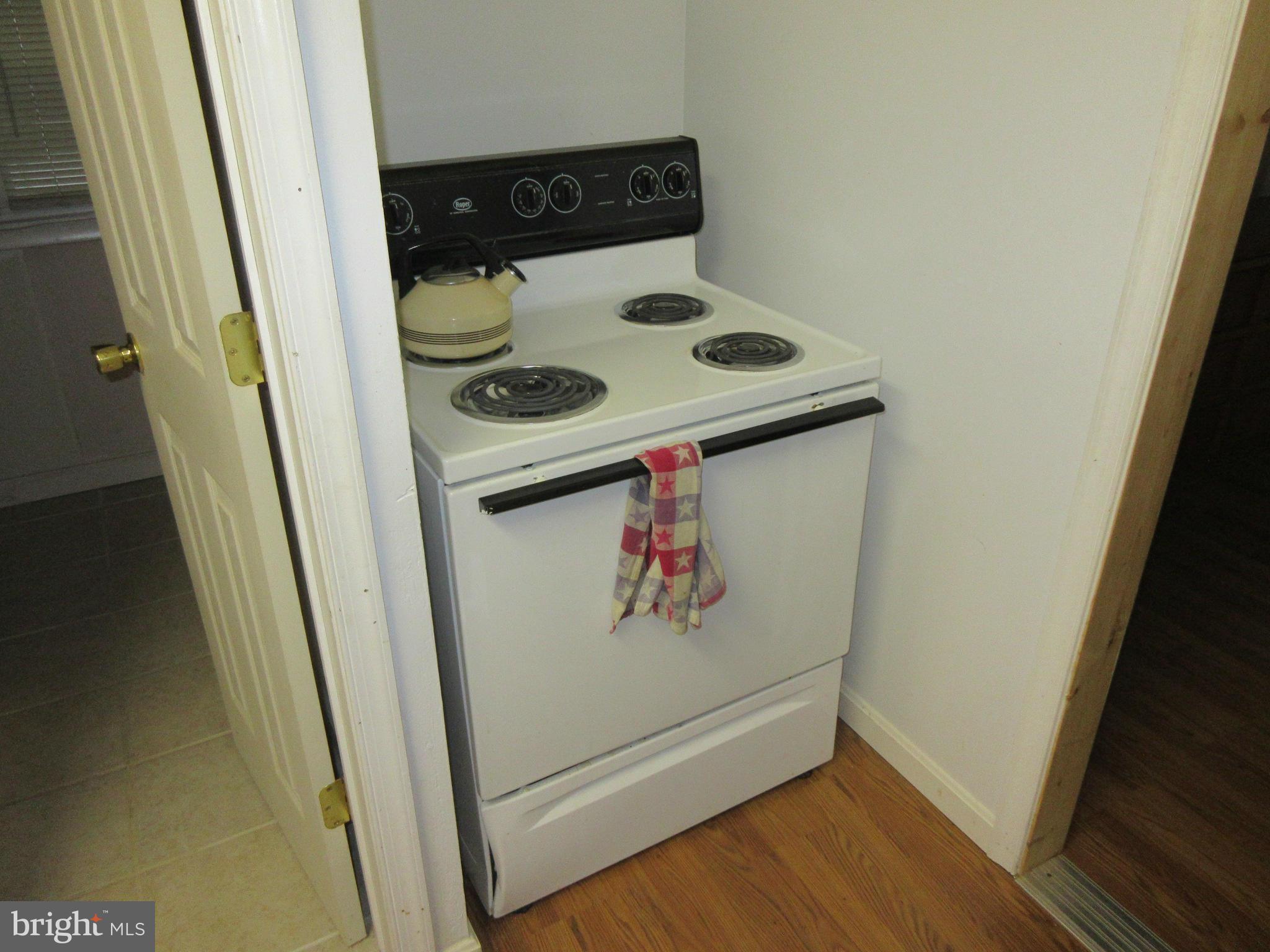 16858 Atkinson Road Cobb Island, MD 20625 - Photo 5 of 15 Kitchen