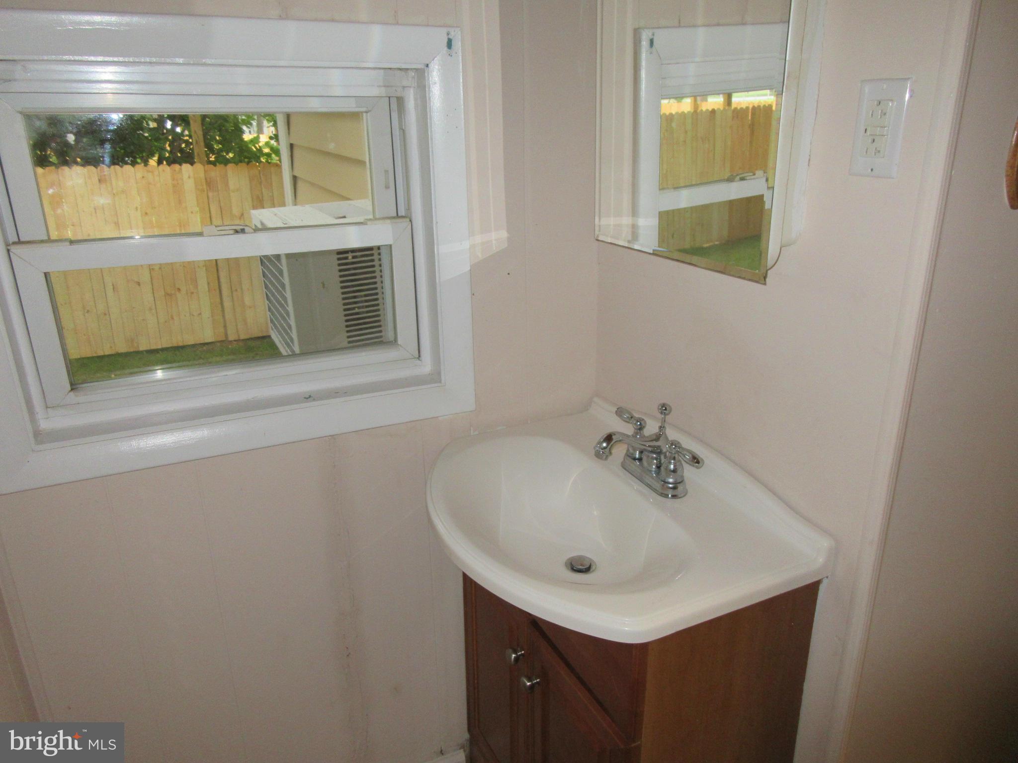 16858 Atkinson Road Cobb Island, MD 20625 - Photo 9 of 15 Bath