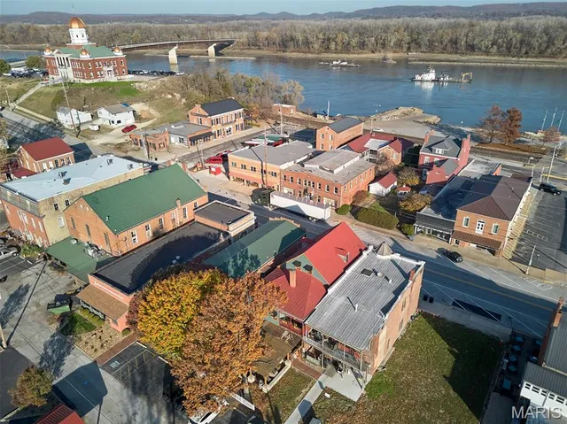 $1,275,000 | 214 East 1st Street, Hermann, MO 65041