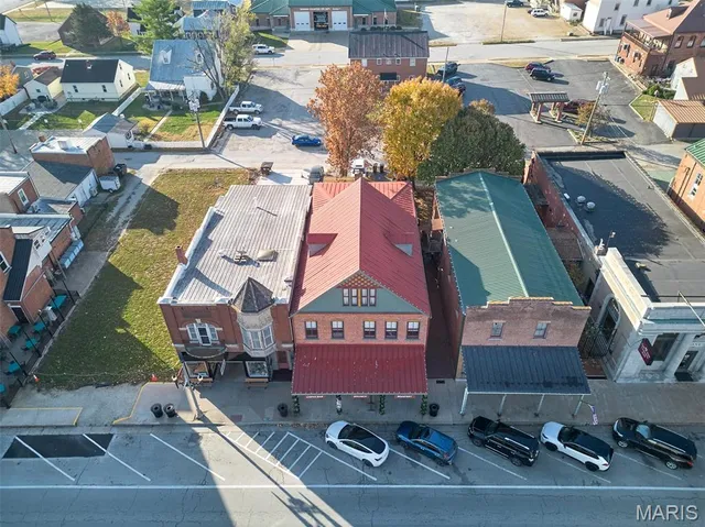 $1,275,000 | 214 East 1st Street, Hermann, MO 65041