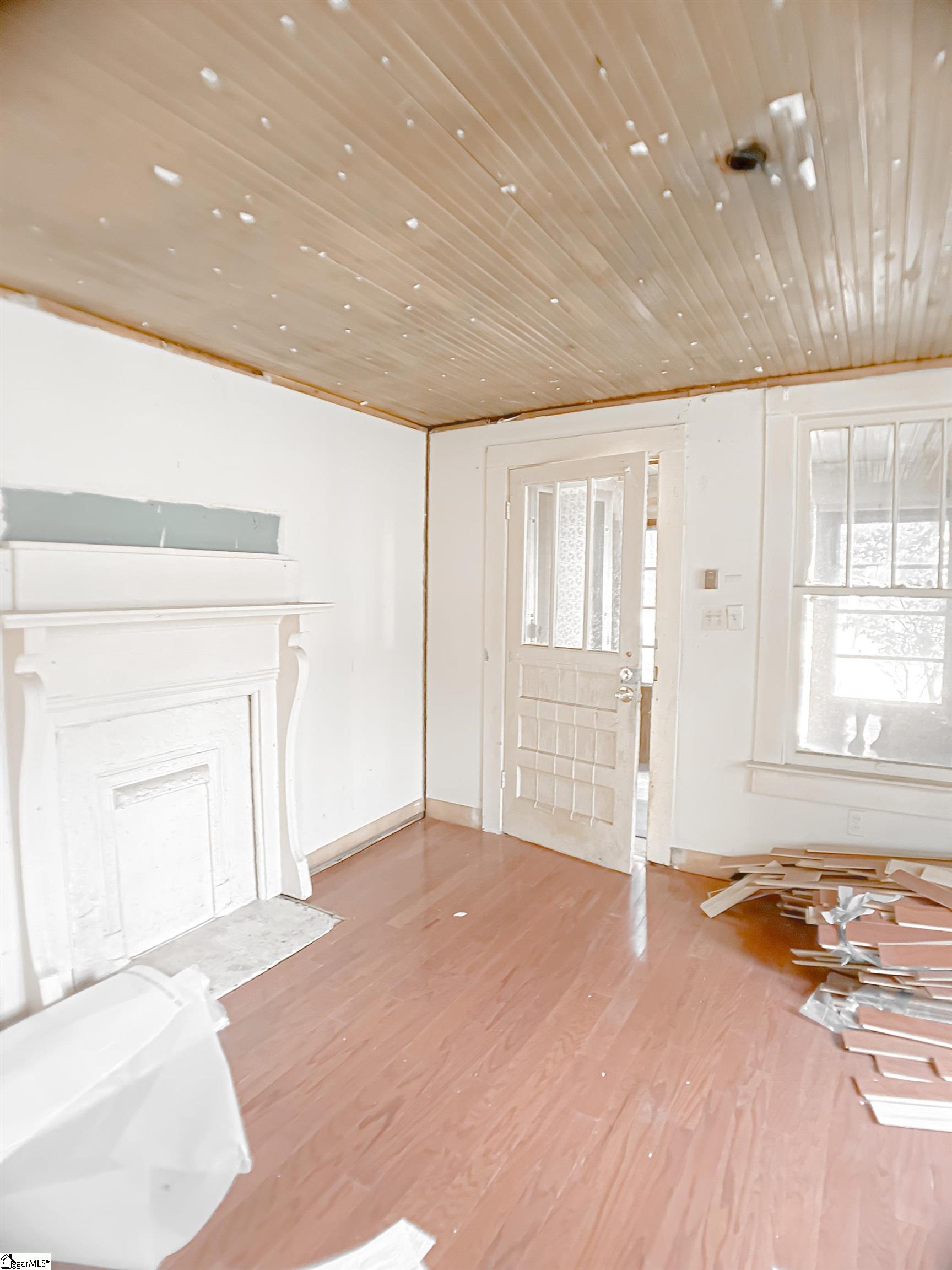 908 Kennedy Street Anderson, SC 29624 - Photo 8 of 33