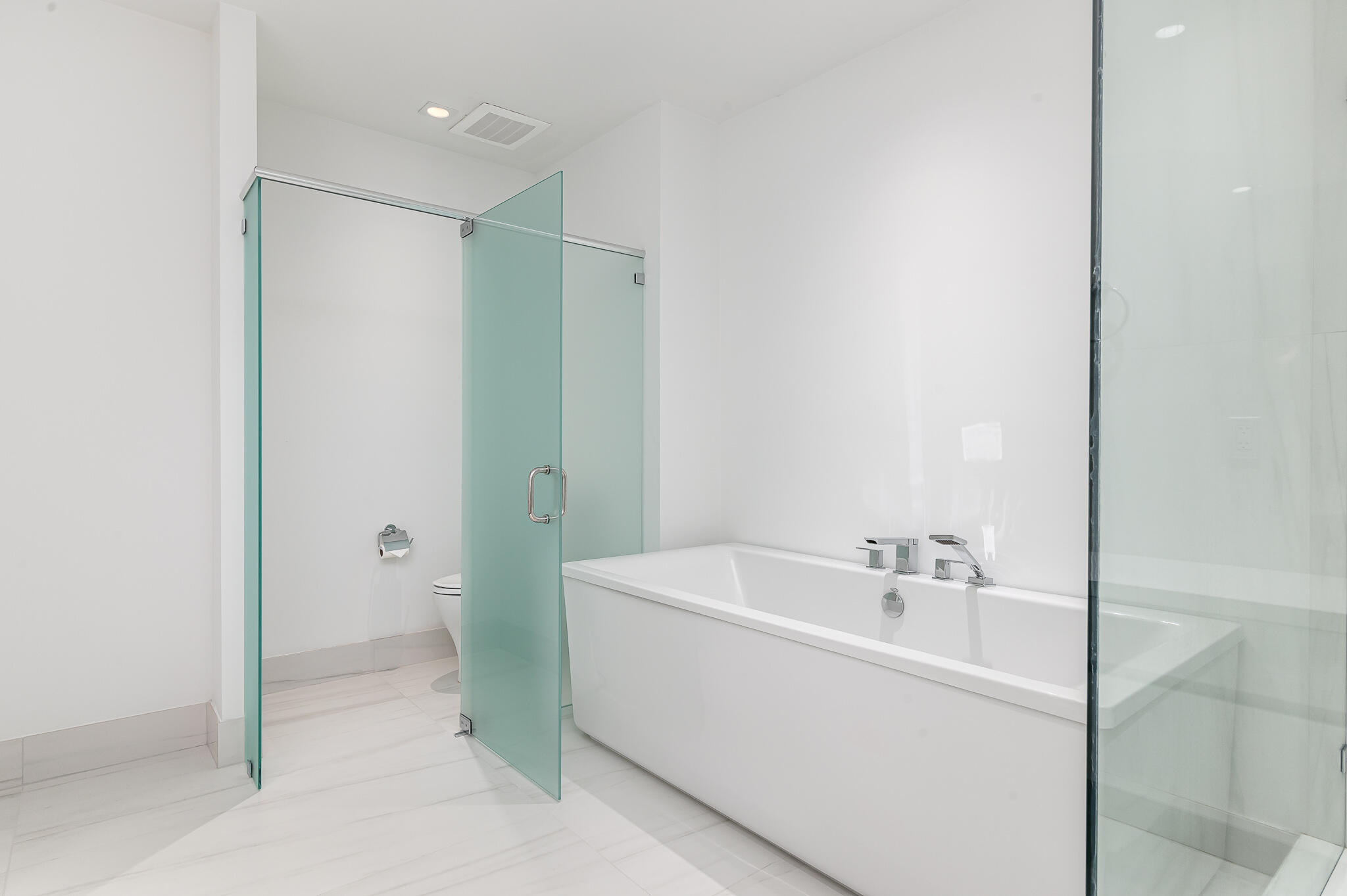 155 East Boca Raton Road, Unit 607 Boca Raton, FL 33432 - Photo 15 of 49 photo-16