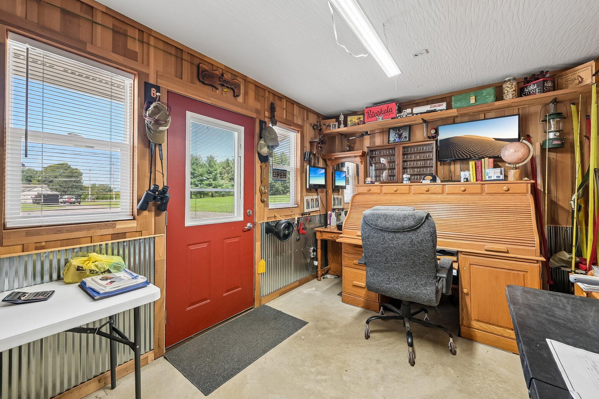 8103 York Road Southwest Pataskala, OH 43062 - Photo 48 of 92 Office