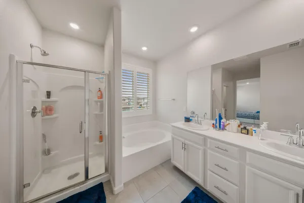 $739,000 | 3052 Russos Drive, Manteca, CA 95337