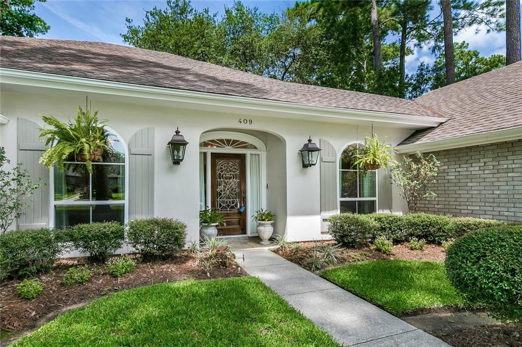 409 Rosedown Way Mandeville, LA 70471 - Photo 3 of 25 Gallery Image 3