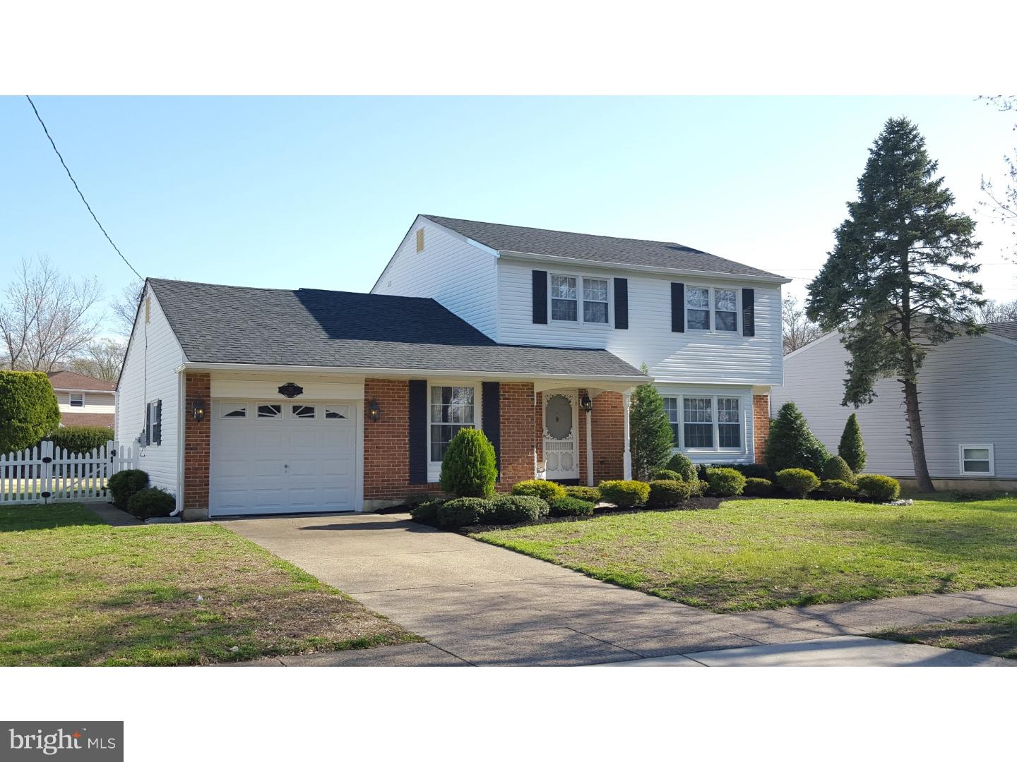 45 Saratoga Road Stratford, NJ 08084 - Photo 2 of 21 Exterior Front