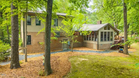$969,000 | 1020 Burning Tree Drive, Chapel Hill, NC 27517