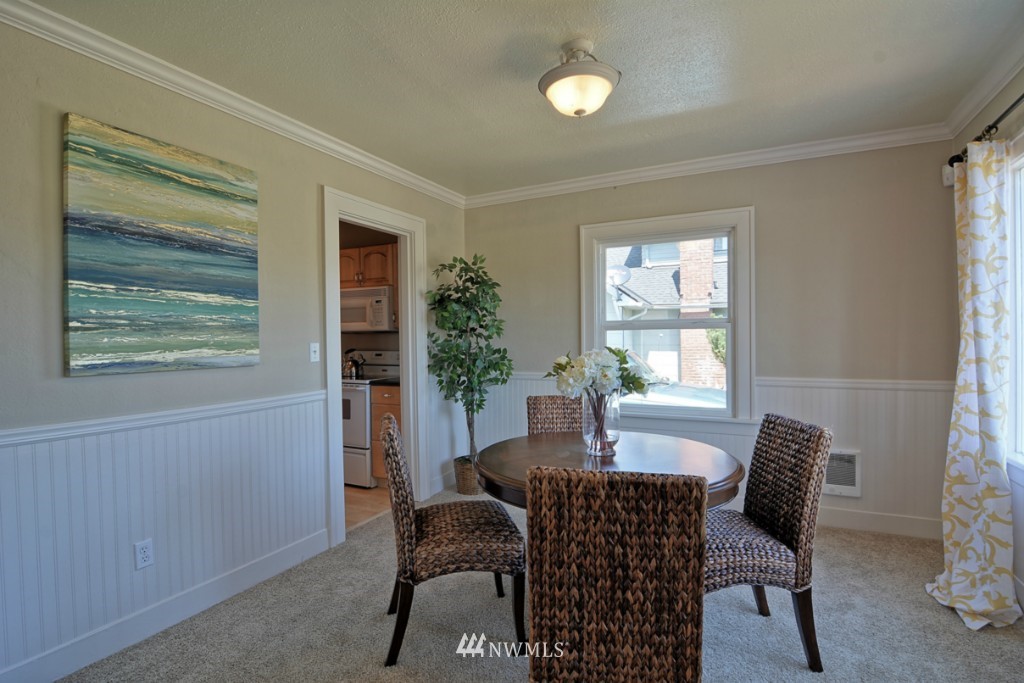 1026 Rockefeller Avenue Everett, WA 98201 - Photo 4 of 14 Gallery Image 4