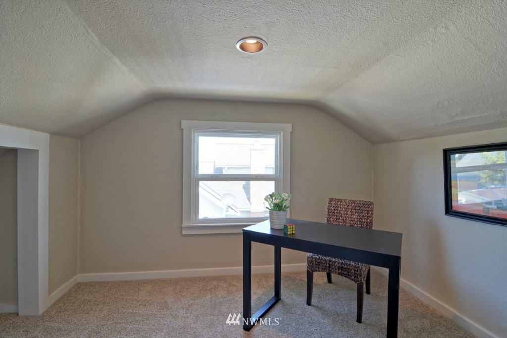 1026 Rockefeller Avenue Everett, WA 98201 - Photo 10 of 14 Gallery Image 10