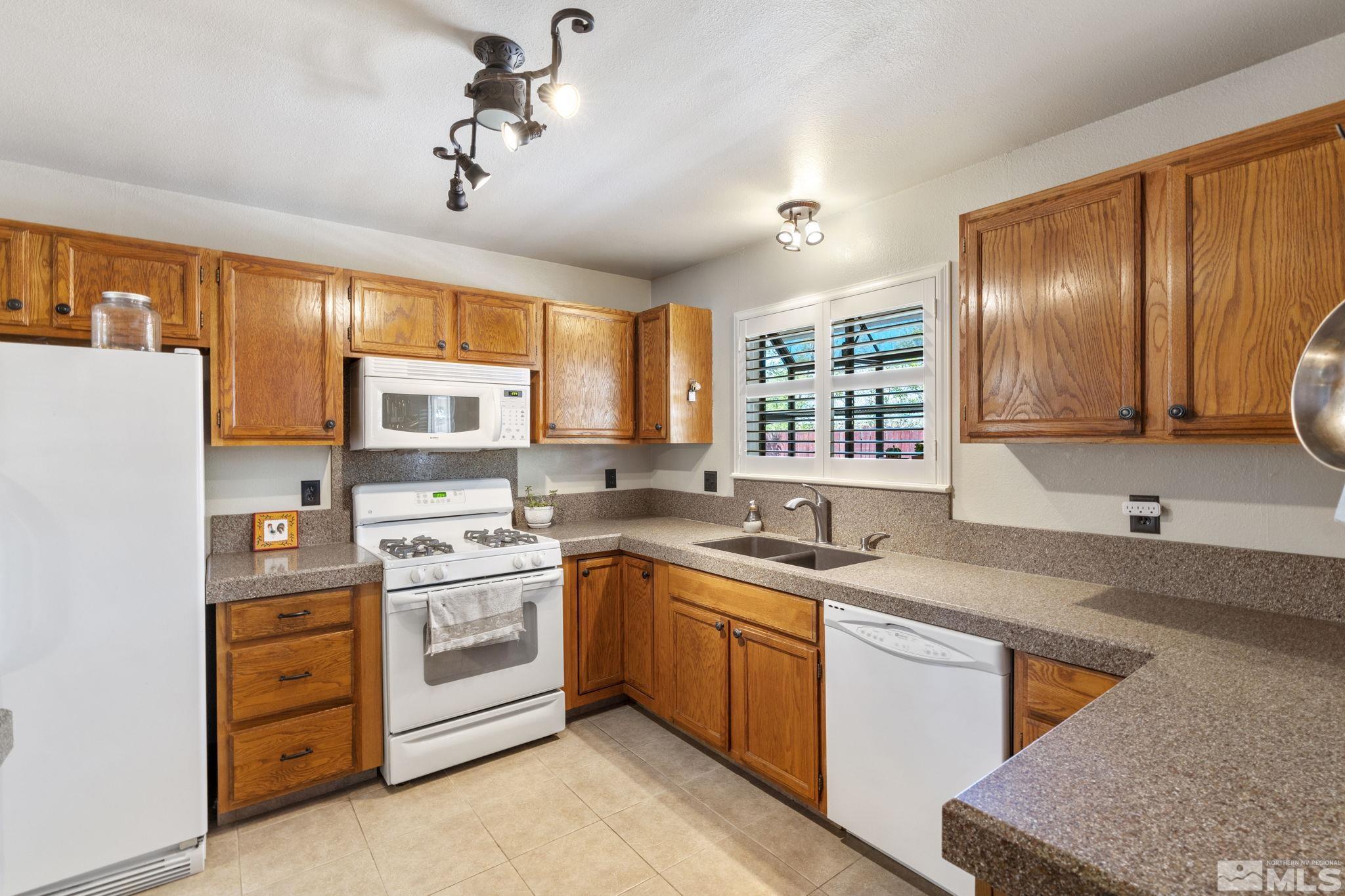 1594 Ridgegate Circle Reno, NV 89523 - Photo 12 of 39 Photo 12