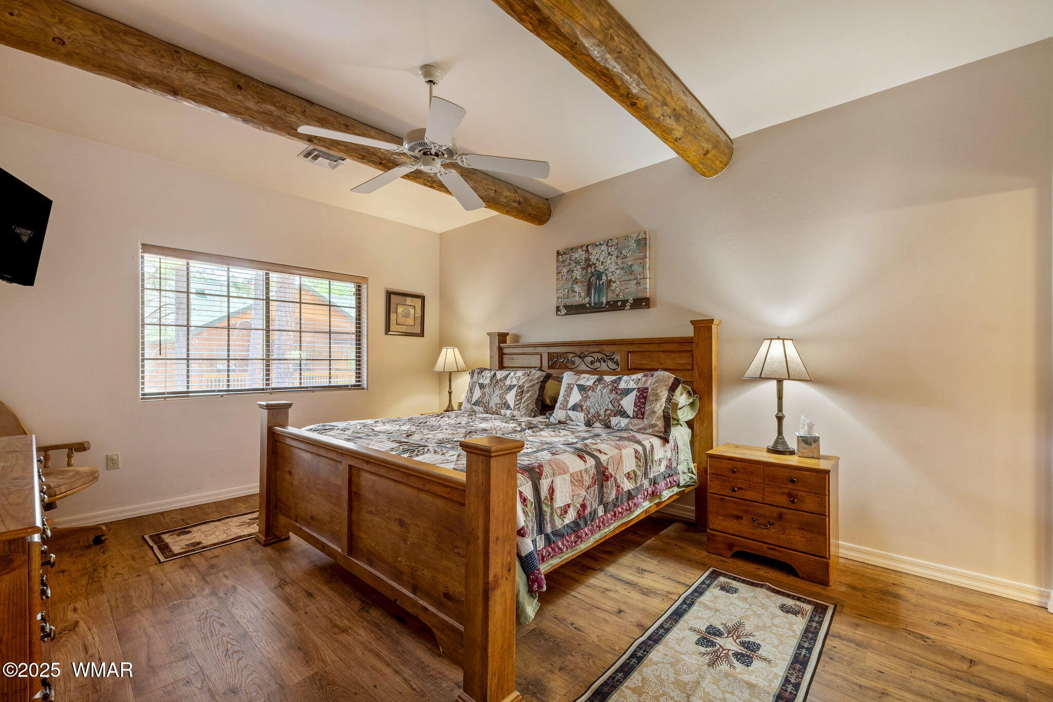2522 Village Loop, Unit 14 Pinetop, AZ 85935 - Photo 13 of 38 Primary bedroom