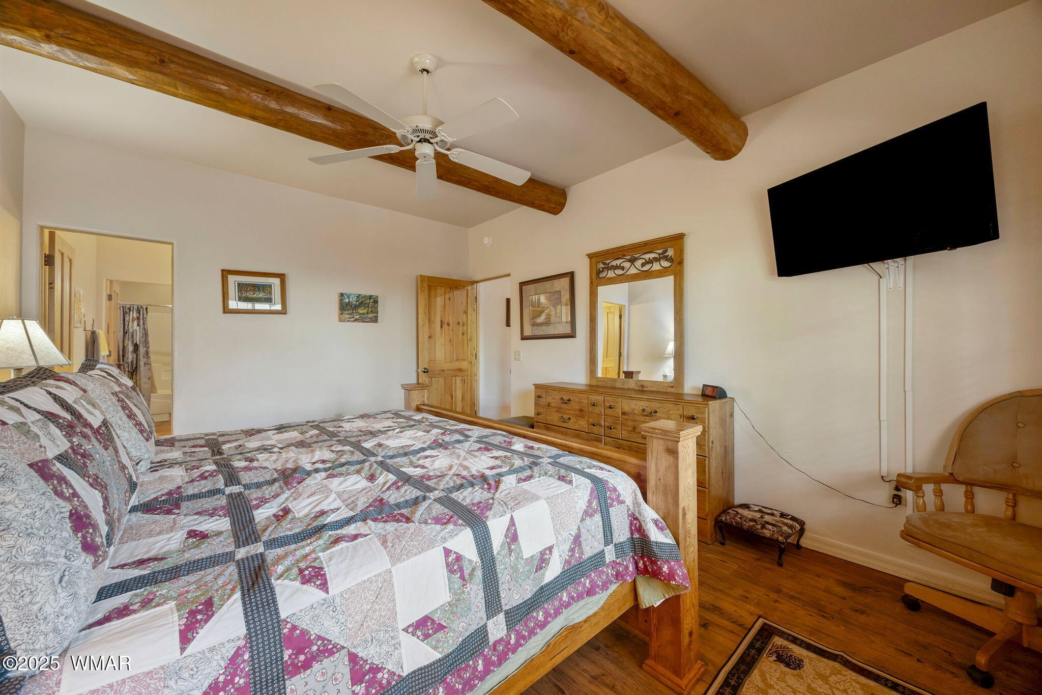 2522 Village Loop, Unit 14 Pinetop, AZ 85935 - Photo 14 of 38 Primary bedroom