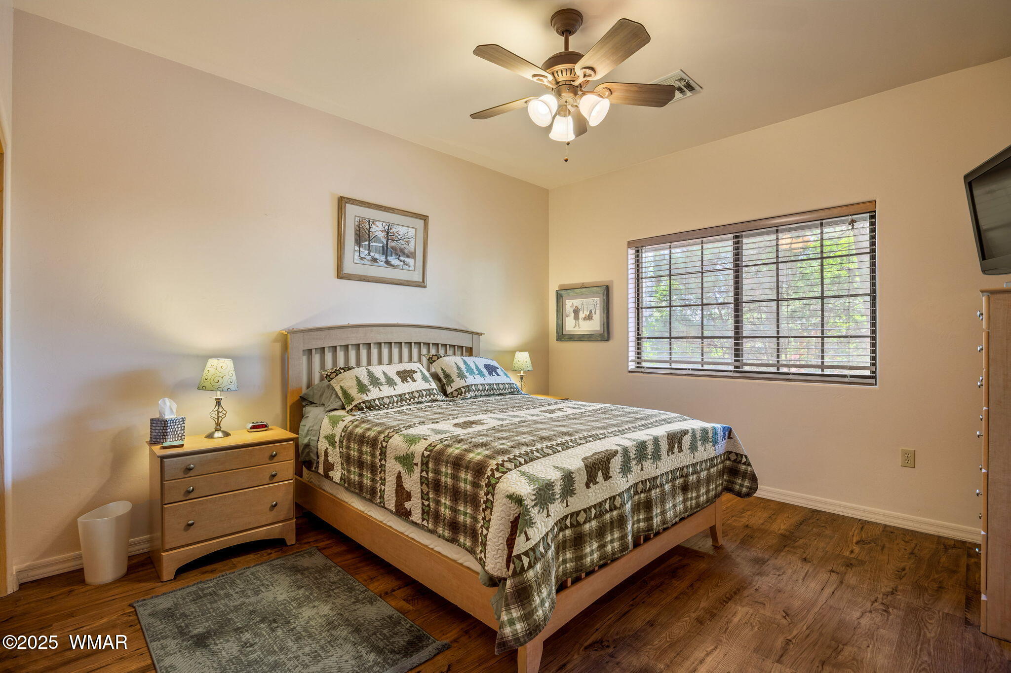 2522 Village Loop, Unit 14 Pinetop, AZ 85935 - Photo 20 of 38 3rd bedroom