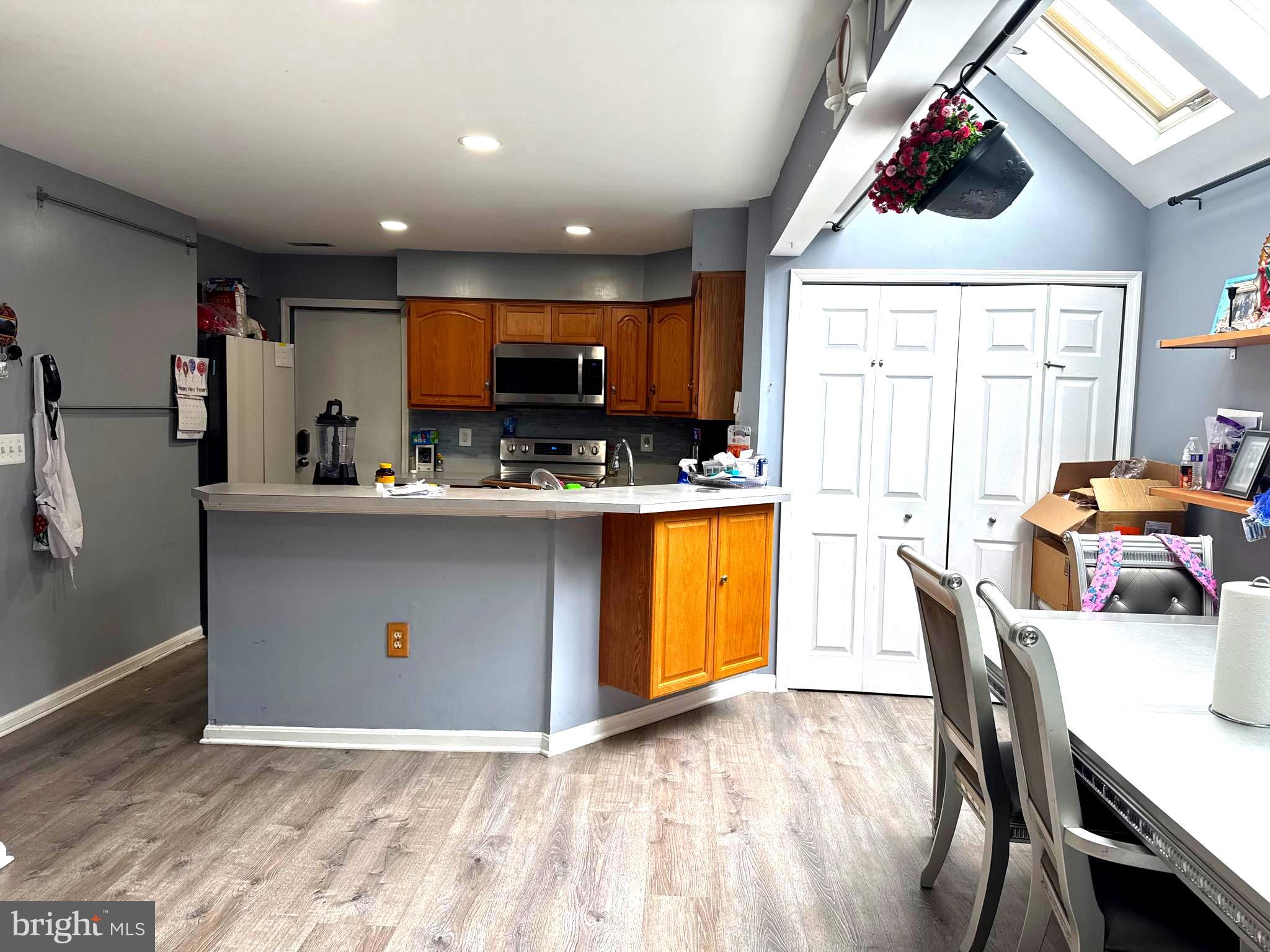 9348 Creekview Drive Laurel, MD 20708 - Photo 23 of 58 FRONT PICTURE OF THE KITCHEN
