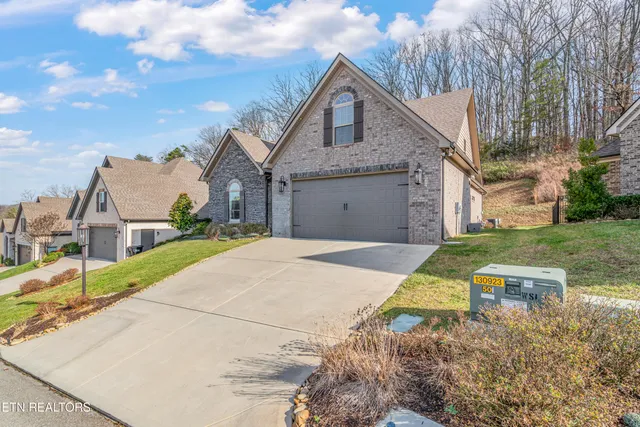 $724,900 | 8310 English Hill Lane, Knoxville, TN 37923