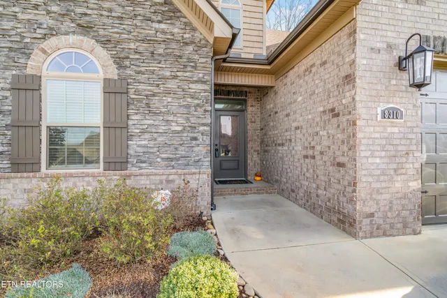 $724,900 | 8310 English Hill Lane, Knoxville, TN 37923