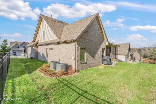 $724,900 | 8310 English Hill Lane, Knoxville, TN 37923