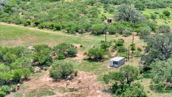 $725,000 | 1588 Farm To Market Road 1470, Poteet, TX 78065