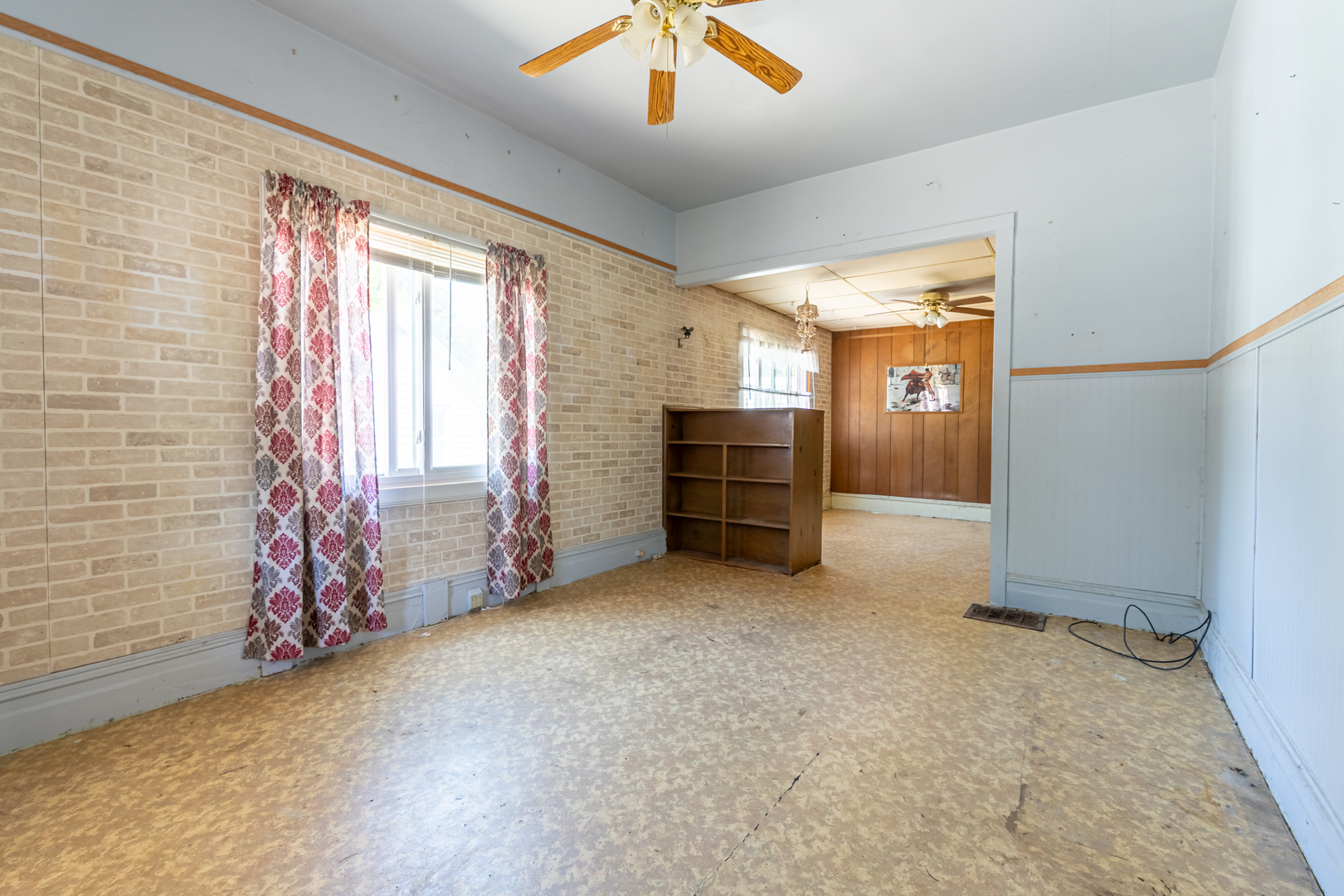 306 East Sycamore Street Normal, IL 61761 - Photo 3 of 24