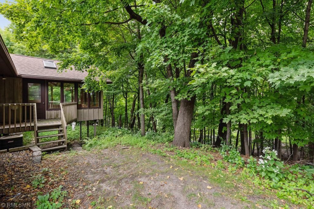 18516 Timber Ridge Drive Minnetonka, MN 55345 - Photo 35 of 40
