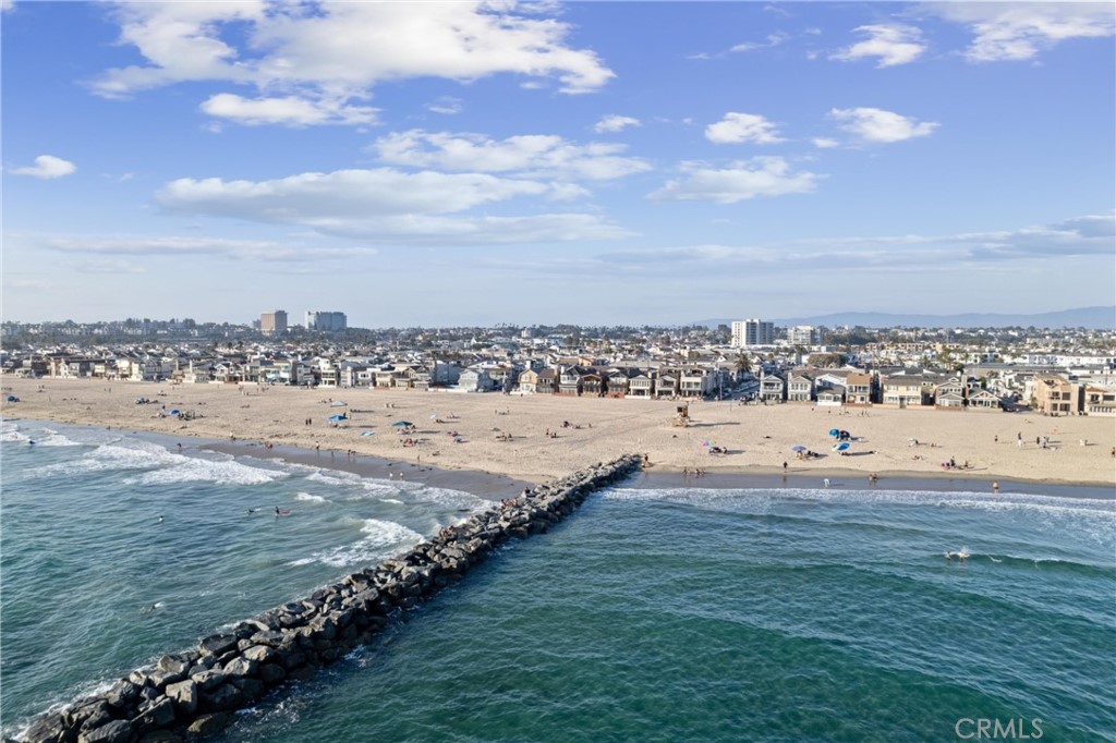 2804 West Oceanfront Newport Beach, CA 92663 - Photo 15 of 16 an aerial view of a city