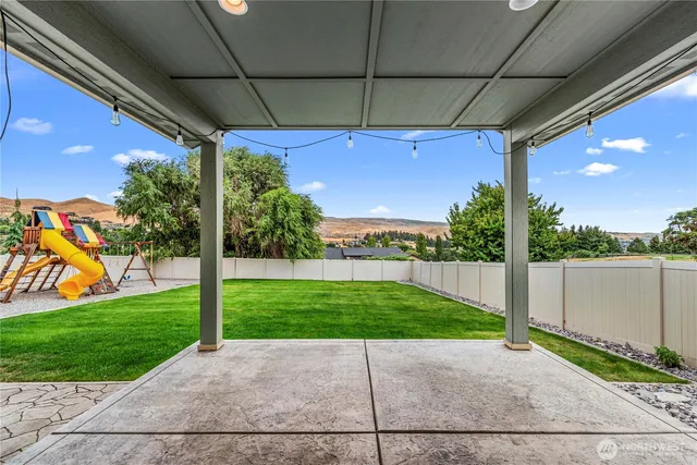 $799,900 | 3517 Dianna Way, Wenatchee, WA 98801